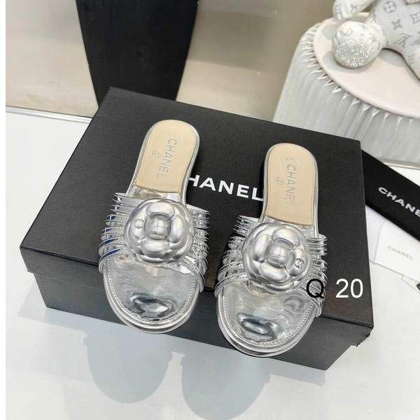 Picture of Chanel Slippers _SKUChanelsz35-40XX02103113